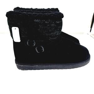 Essential Muk Luks Alyx Black Ebony Faux Suede/Fur waterproof Booties 10